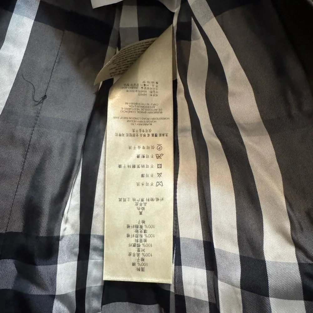 Burberry Green and leather sleeve with black and white classic pattern inside - Picture 4 of 7